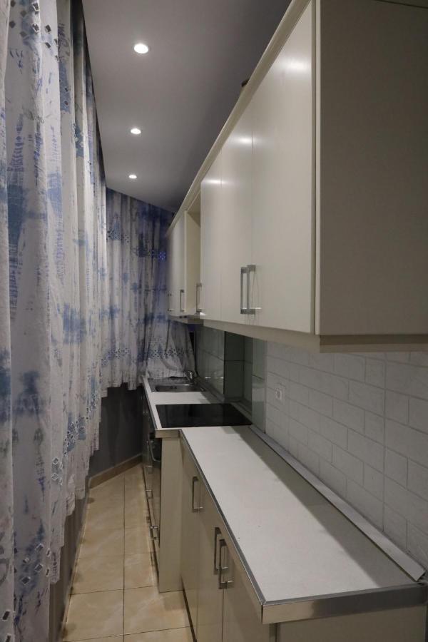 Sonche Hostel Τίρανα Εξωτερικό φωτογραφία